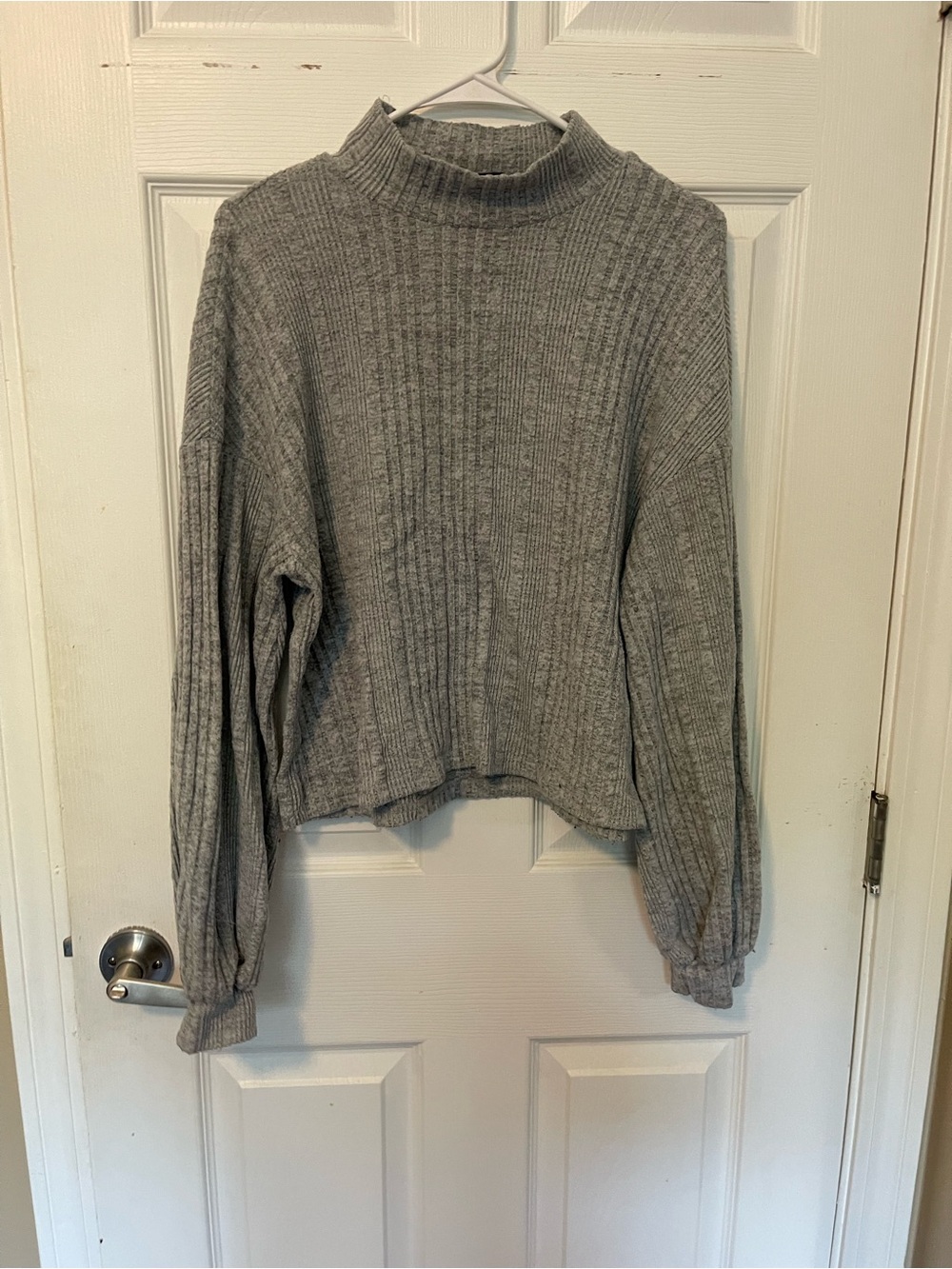 SHEIN Light Grey Ribbed Mock Neck crop Sweater